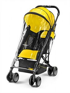 A Lightweight Stroller Makes Traveling Easier