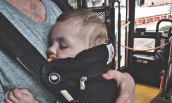 Which is Better – A Baby Carrier Or a Stroller?